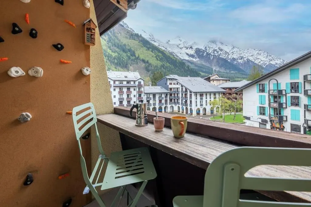 Lognan- New Studio In The City Center - By Cozee Rentals Chamonix
